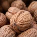 Як лікуватися шкіркою волоського горіха