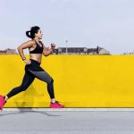 Чому у мене болить бік під час бігу? Причини та поради щодо профілактики