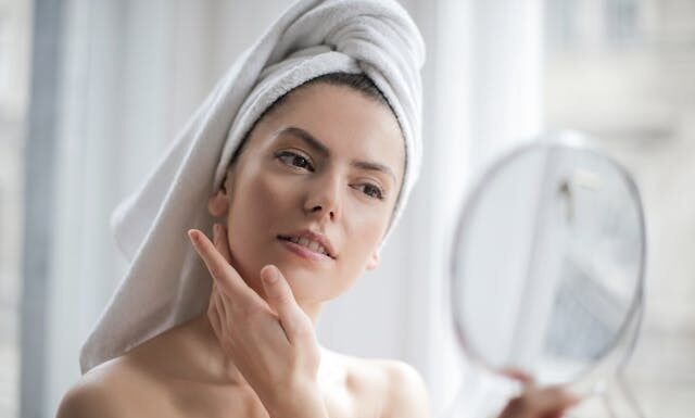 Найкращі методи лікування після АКНЕ для запобігання шрамам з калечими