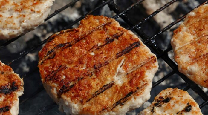 Бургери з Туреччини та хот -догів стрункіші, ніж яловичина, але чи справді вони здорові?