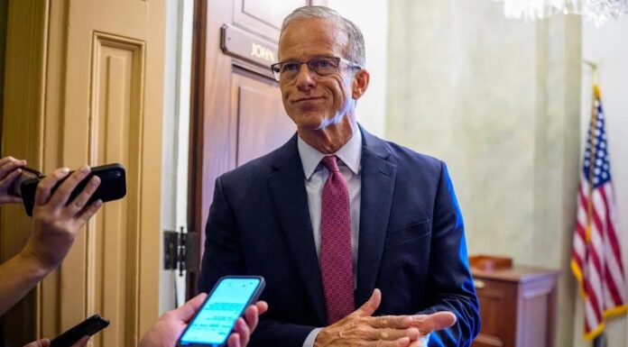 Демократы Могут Победить в Войне за Дотацию по ОЗП после Поражения в Ключевой Битве