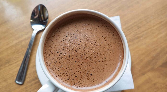 Дивовижна користь гарячого шоколаду для здоров’я