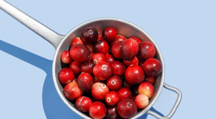 Дивовижні переваги регулярного вживання журавлини