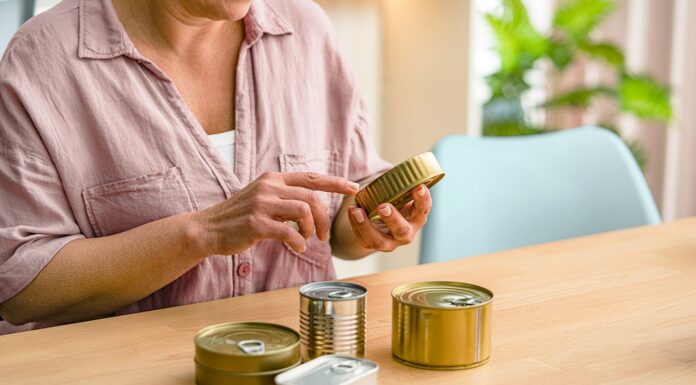 Розшифровка дат на консервах: практичний посібник