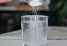 Сіль у ранковій воді: що говорить наука