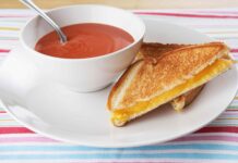 Наука про Затишок: Як Смажений Сир та Томатний Суп Впливають на Ваш Організм