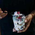 Оптимізація Вживання Йогурту: Час для Травлення та Білка