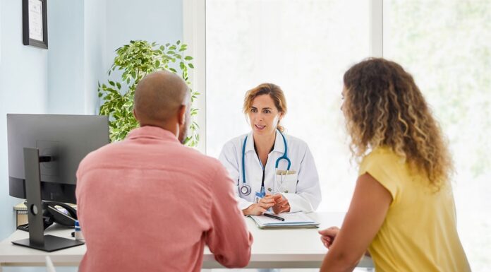 Фертильність та вагітність при вродженій гіперплазії надниркових залоз (ВГН): Огляд