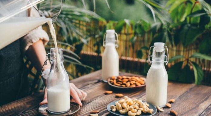 Відмова від Молочних Продуктів: Практичний Посібник з Переходу на Безмолочну Дієту