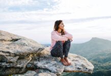 Негативні Емоції Пов’язані з Прискореним Погіршенням Когнітивних Функцій: Нове Дослідження Наголошує на важливості Емоційного Регулювання