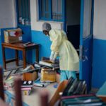 Американець заразився лихоманкою Ебола. Ось їхній ” План Б»